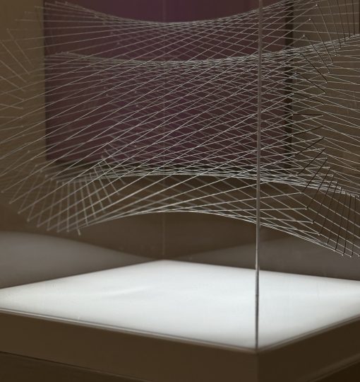 ZA LINIĄ CISZY/ abstrakcja geometryczna z kolekcji artvellers